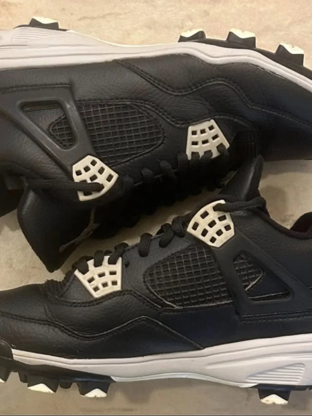 Air Jordan Retro MCS Cleats Oreo IV 4 Baseball Football Size 7.5 807709-010